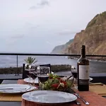 Casas Mare , Ponta Delgada, Madeira 別荘 *