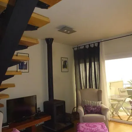 Casas Mare , Ponta Delgada, Madeira *