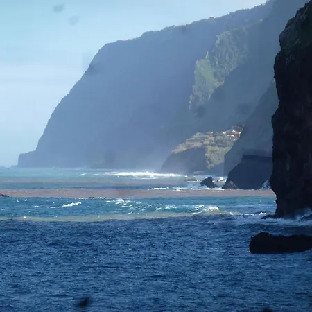 Casas Mare , Ponta Delgada, Madeira 蓬塔德尔加达